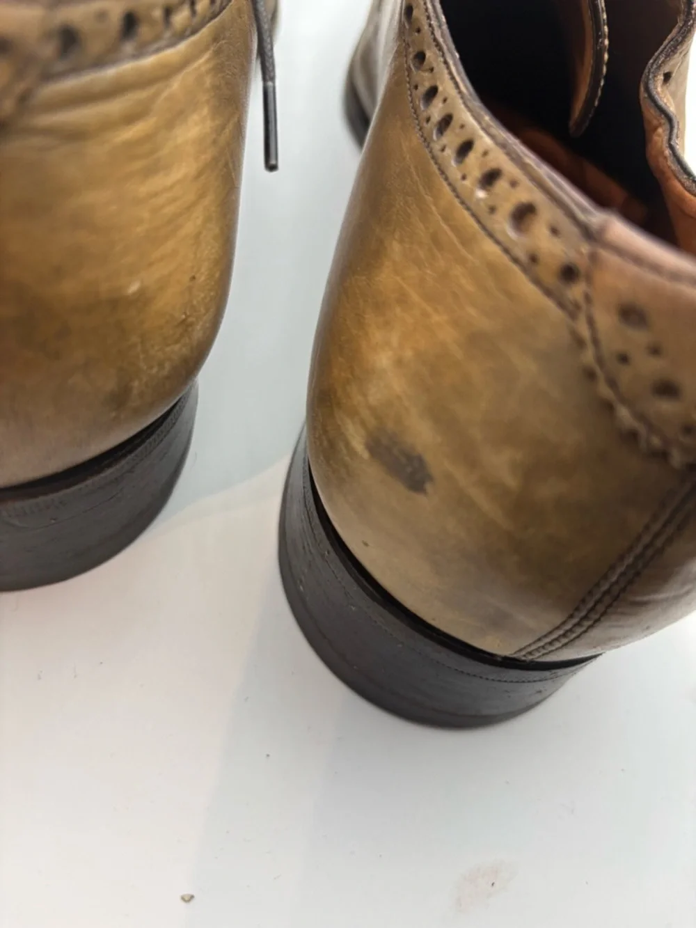 Yves Saint Laurent Men's Tan Leather Brogue Oxford Shoes